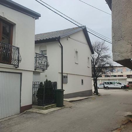 Apartman Din Травник Экстерьер фото
