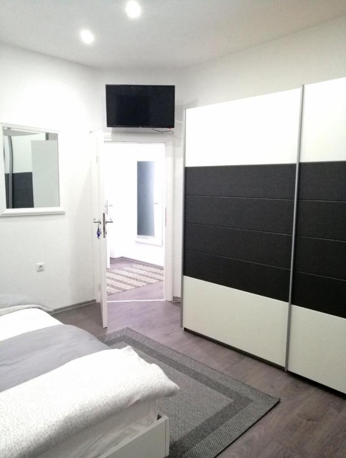 Apartman Din Травник Экстерьер фото