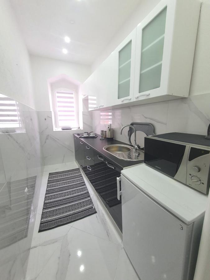 Apartman Din Травник Экстерьер фото